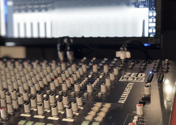 Allen & Heath ZED-R16 16-Channel Firewire Recording Mixer